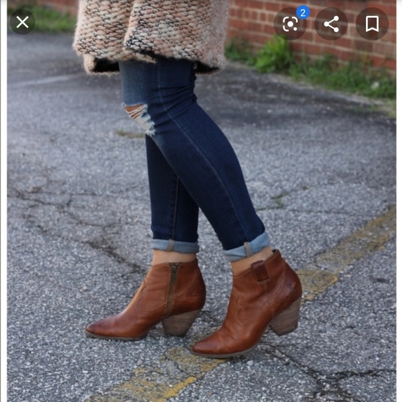 frye reina bootie cognac